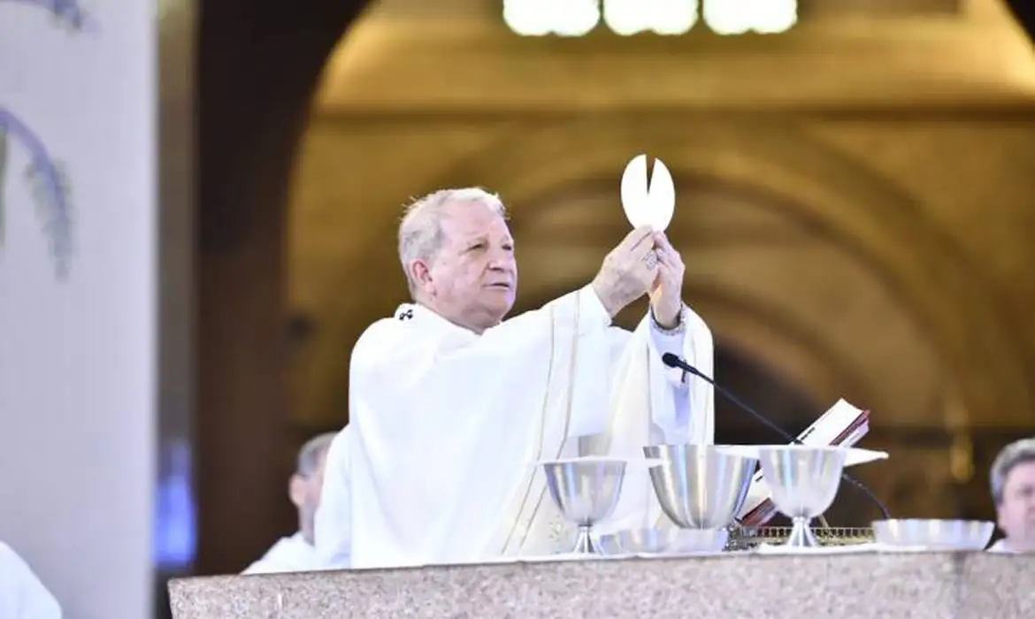 Arcebispo de Aparecida pede desarmamento e atenção à fome e à pobreza